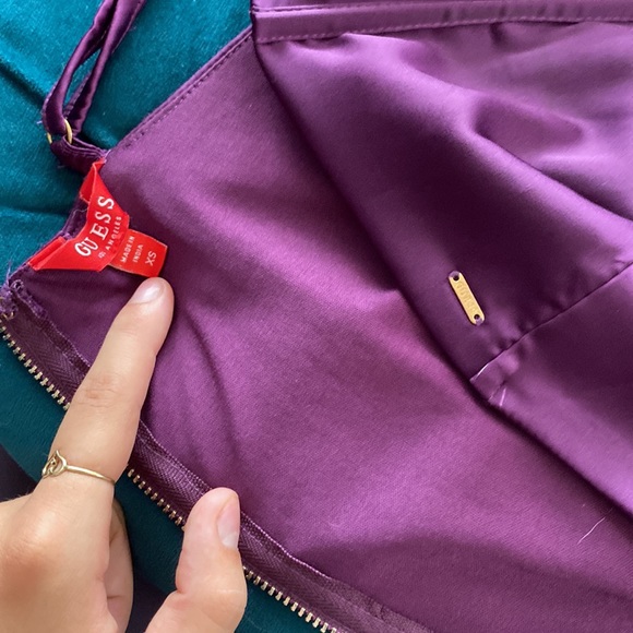 Brand new women’s guess top - Picture 3 of 3